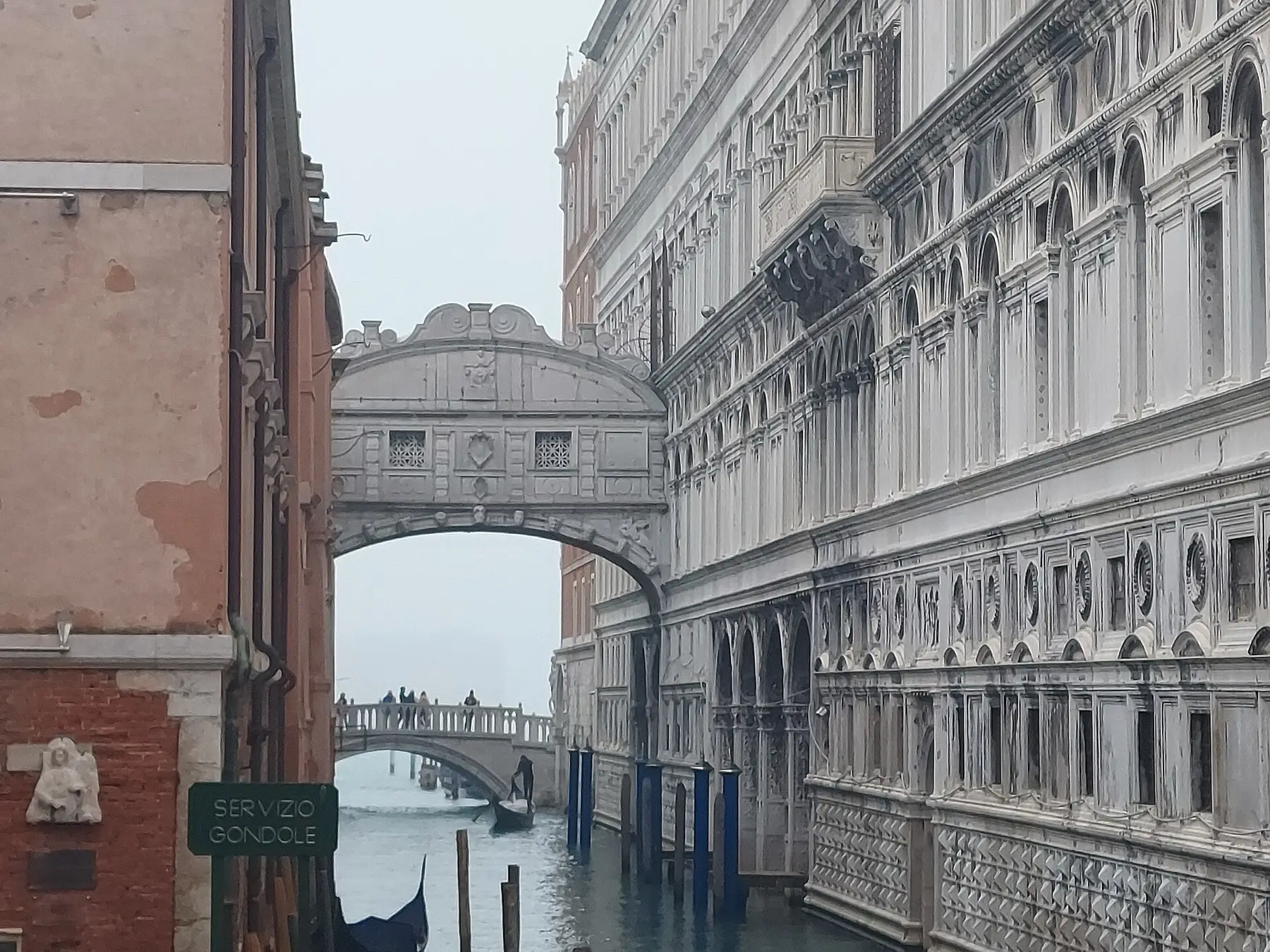 The Bridge of Sighs between the Doge's Palace and the prisons